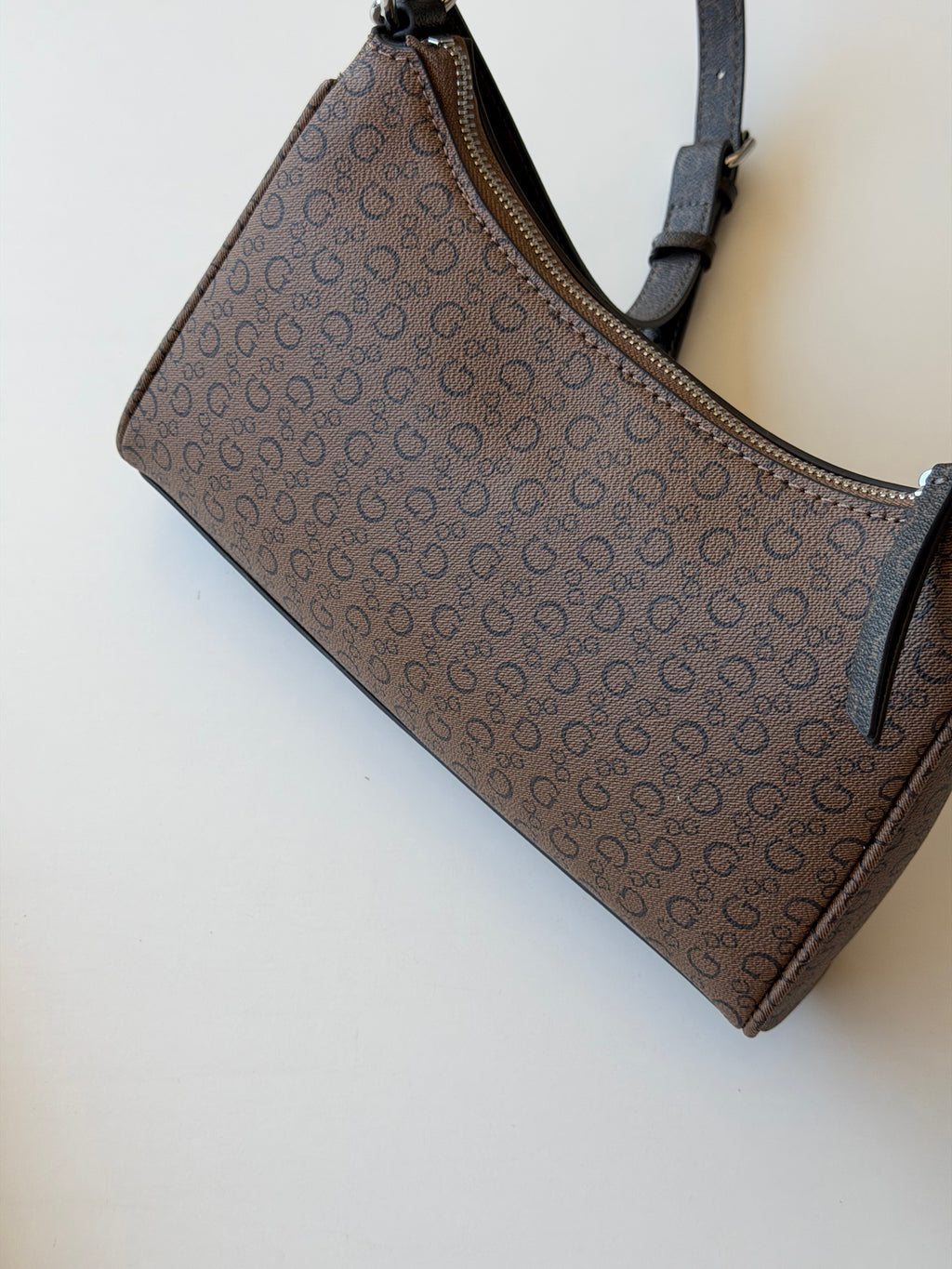 Bolsa Guess camel