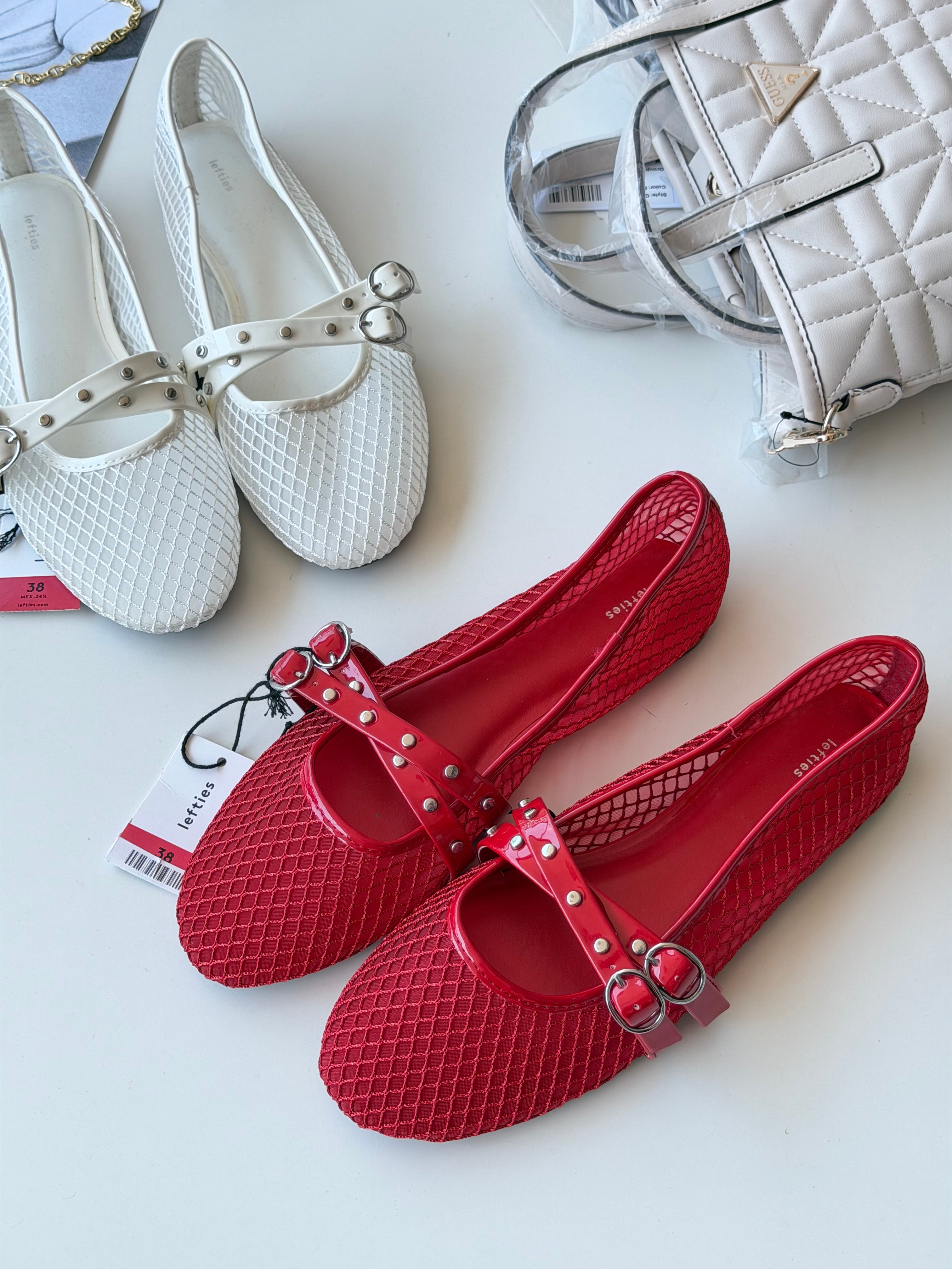 zapatitos todo que ver Lefties