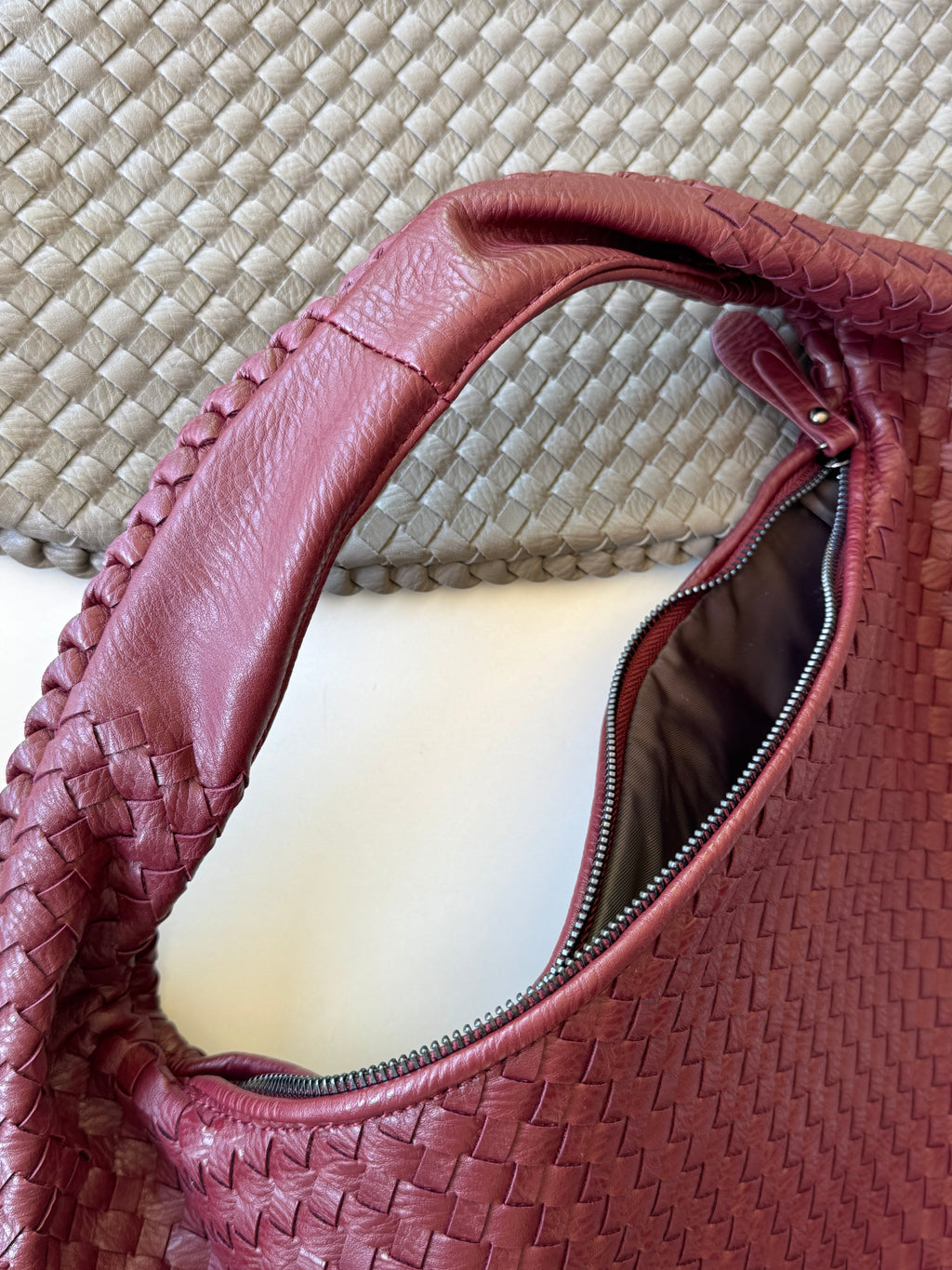Bolsa dupe bottega beneta