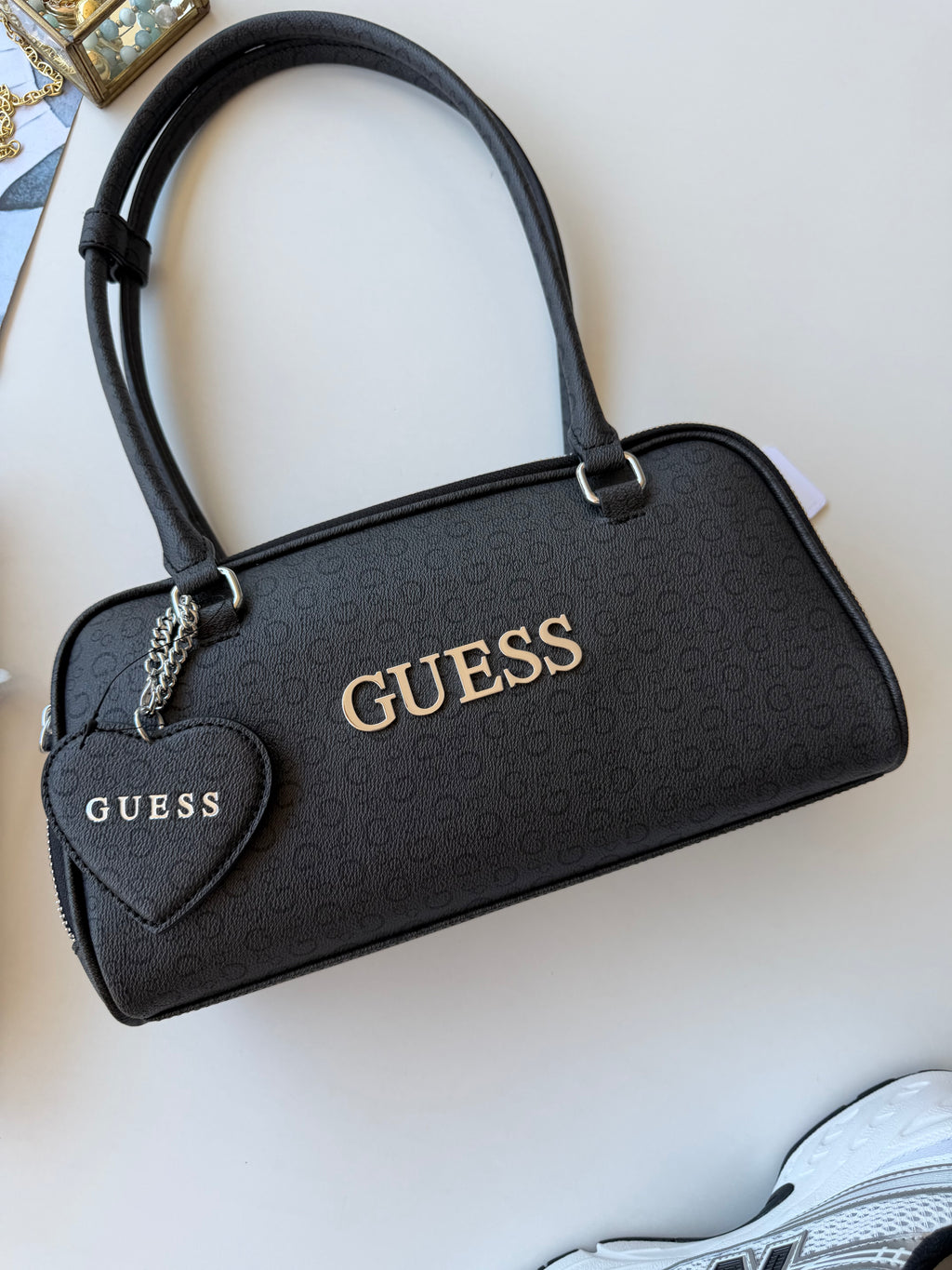 Bolsa baguette Guess