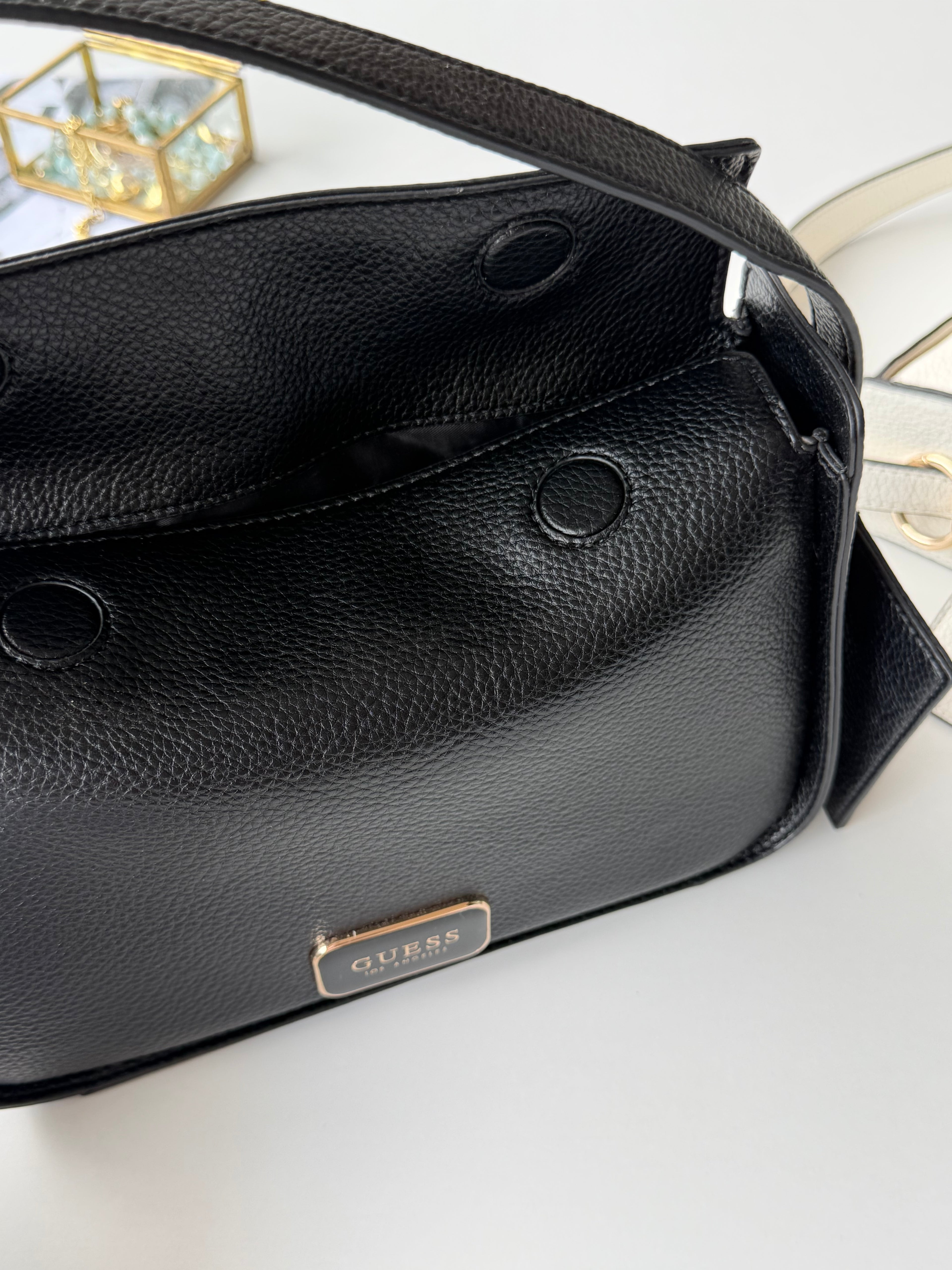 Bolsa shoulder bag Guess con tarjetero