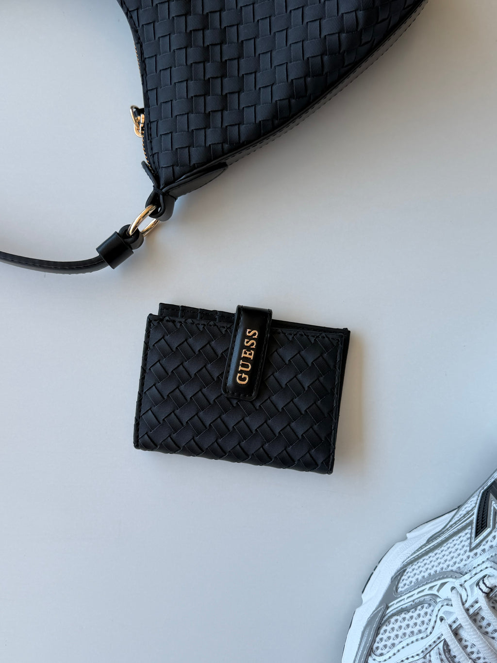Tarjetero textura Guess