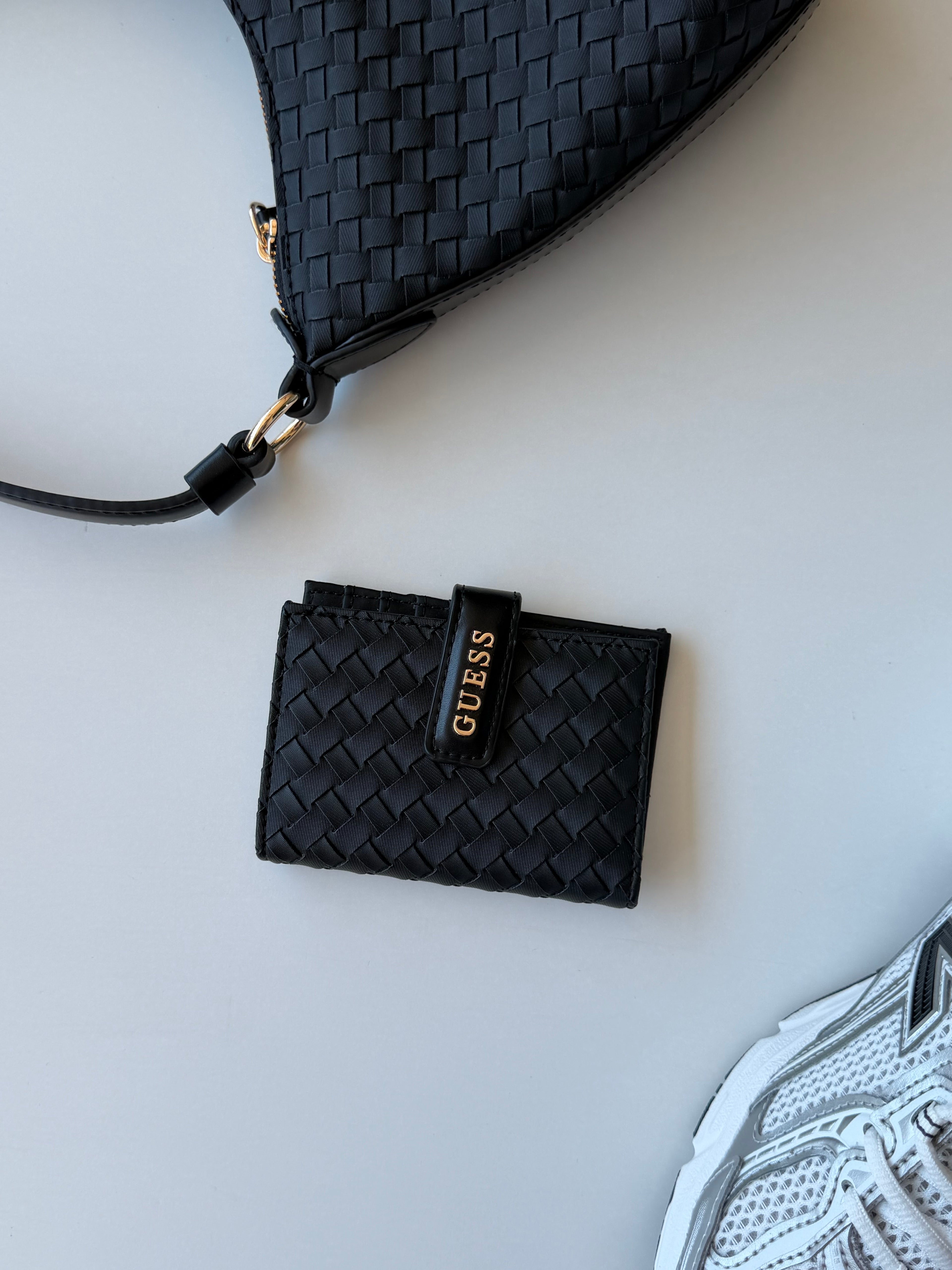 Tarjetero textura Guess