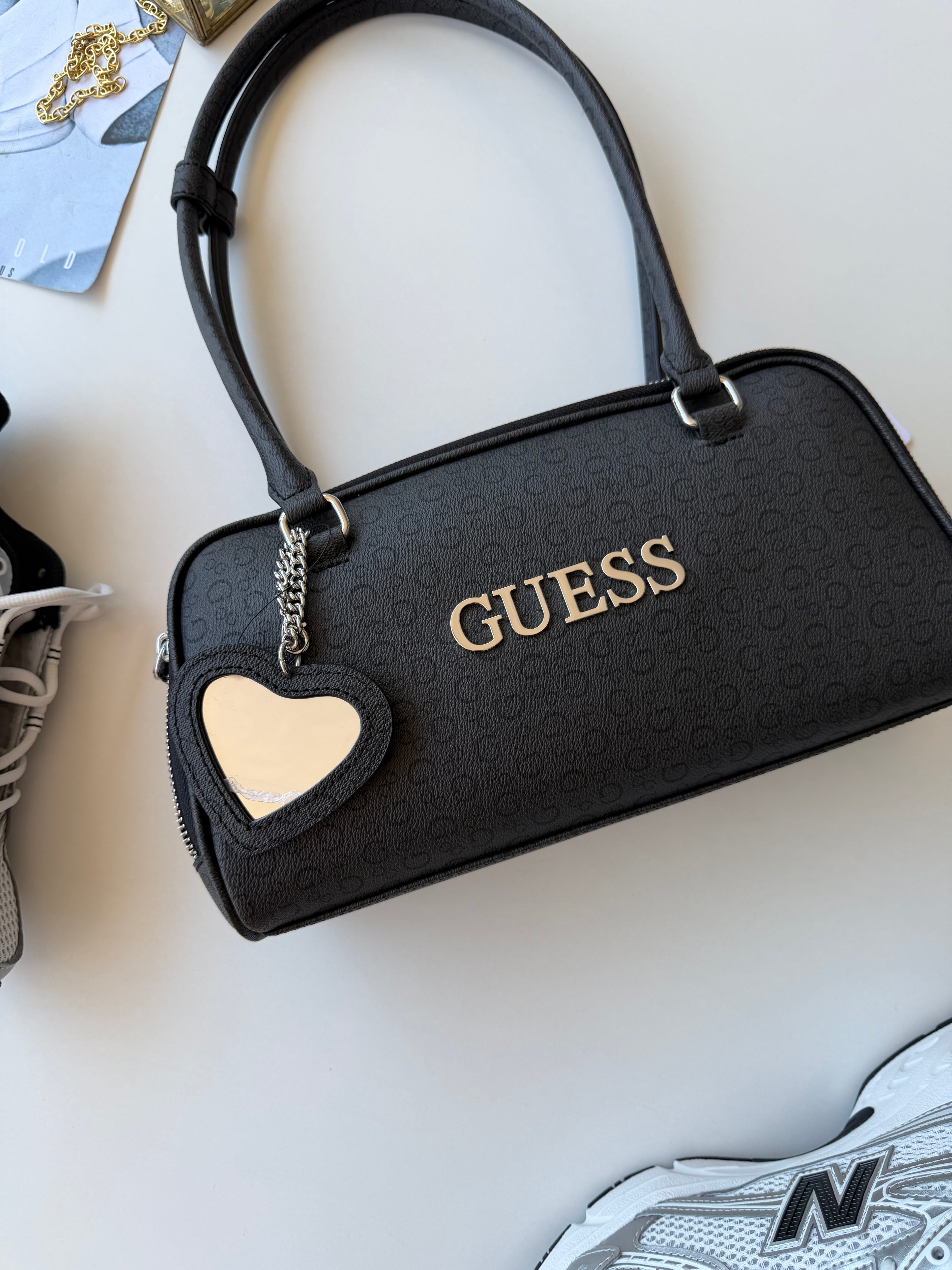 Bolsa baguette Guess