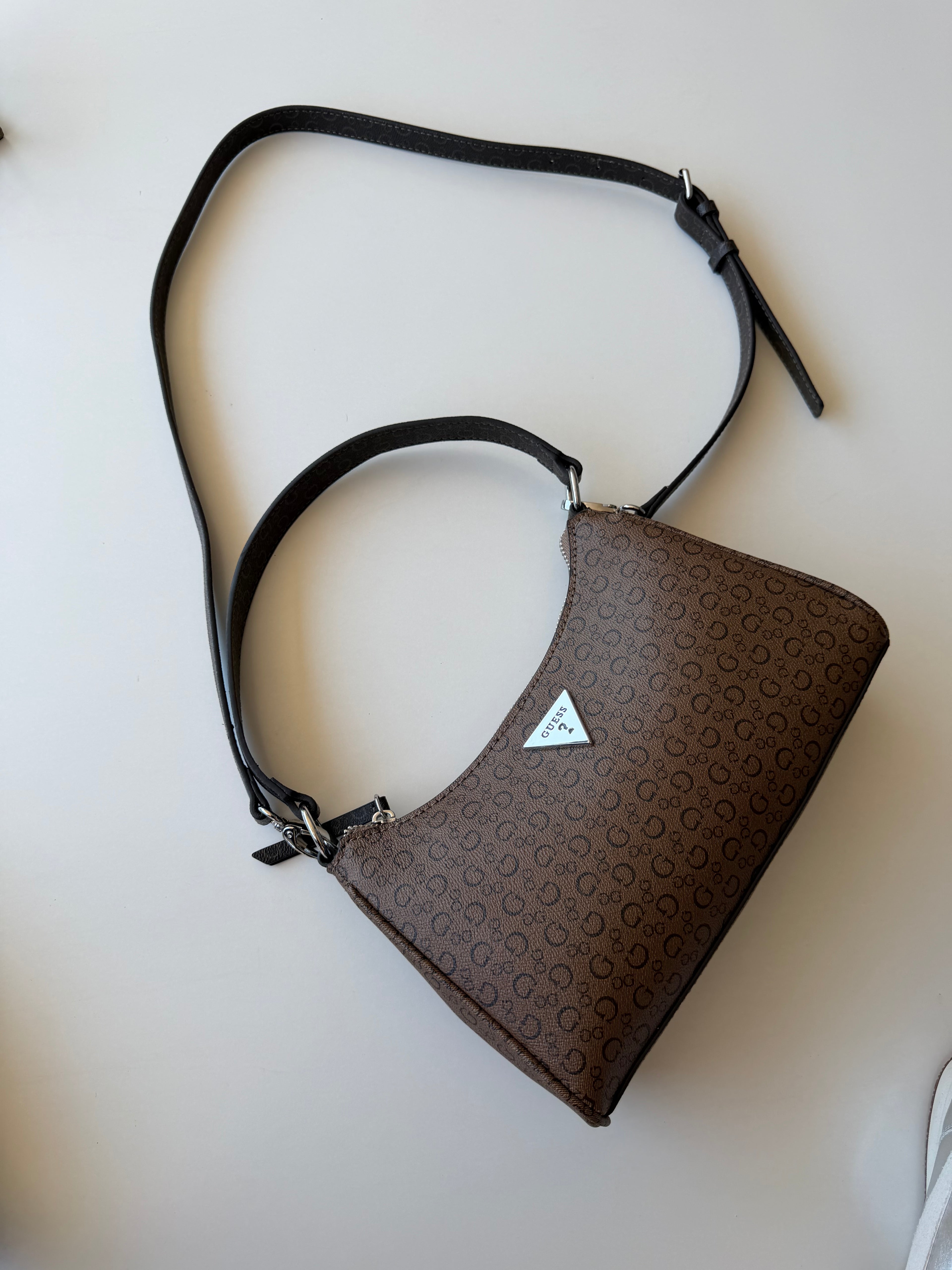 Bolsa Guess camel