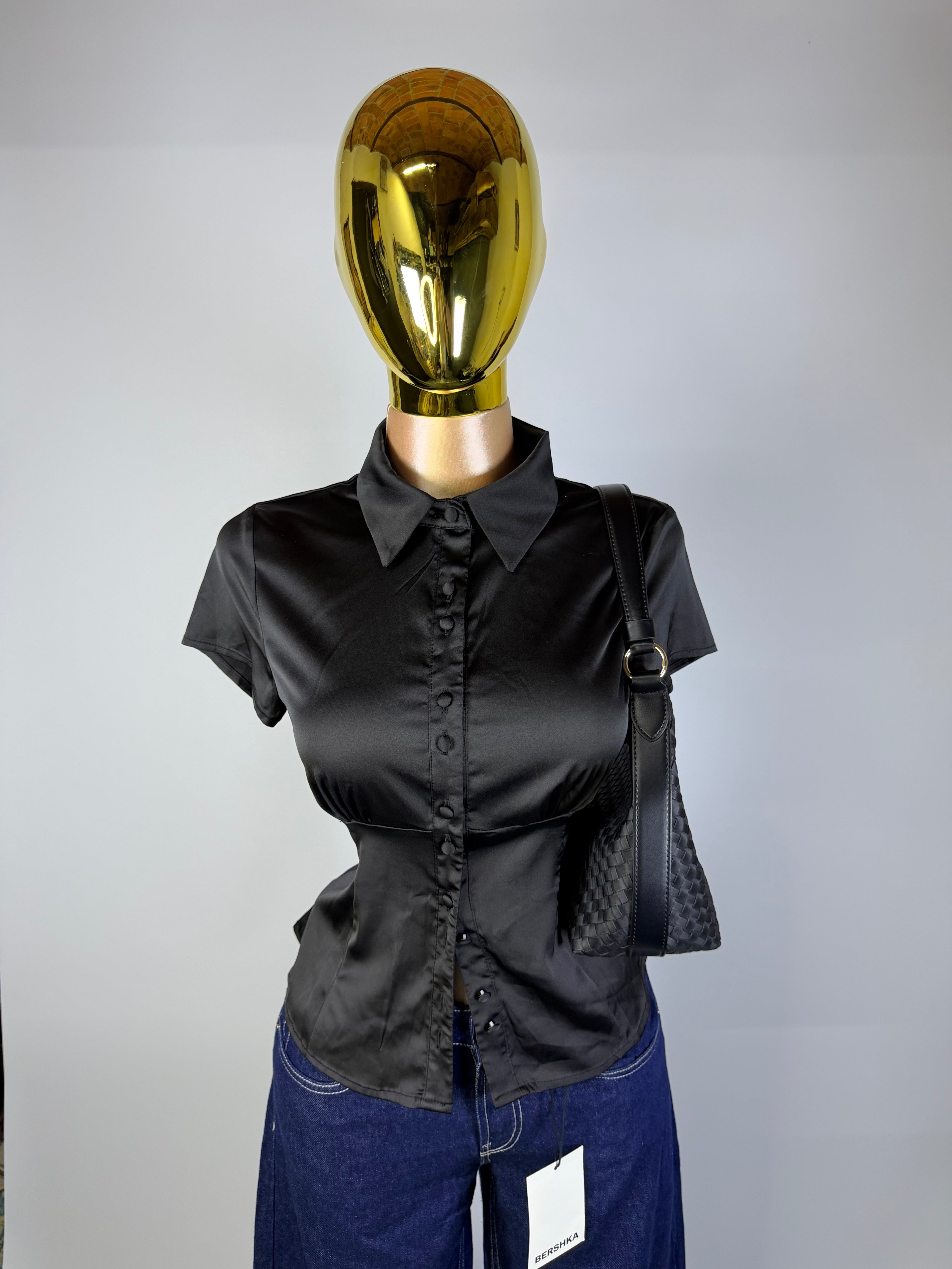 Top satinado Negro