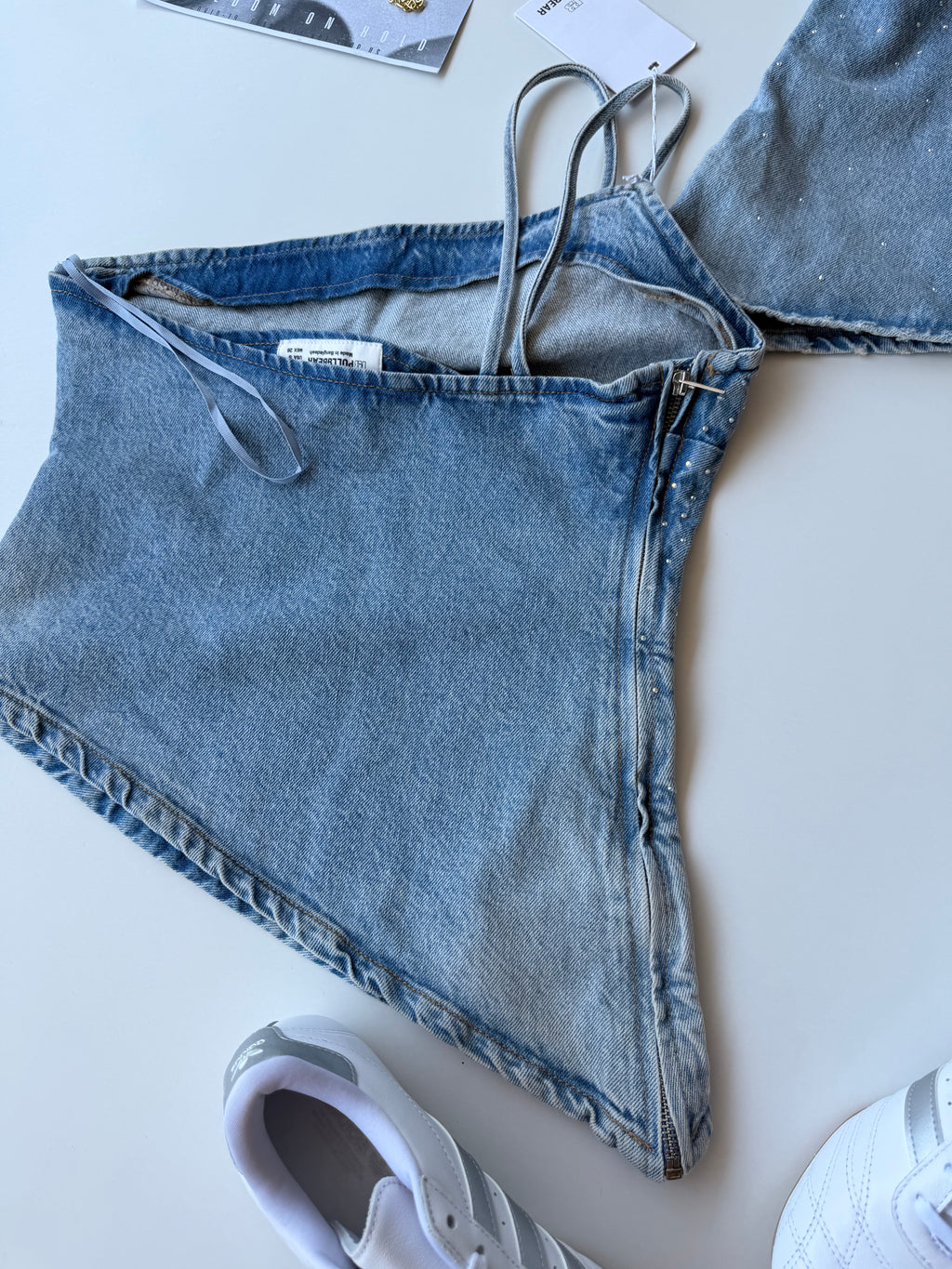 Top asimetrico denim