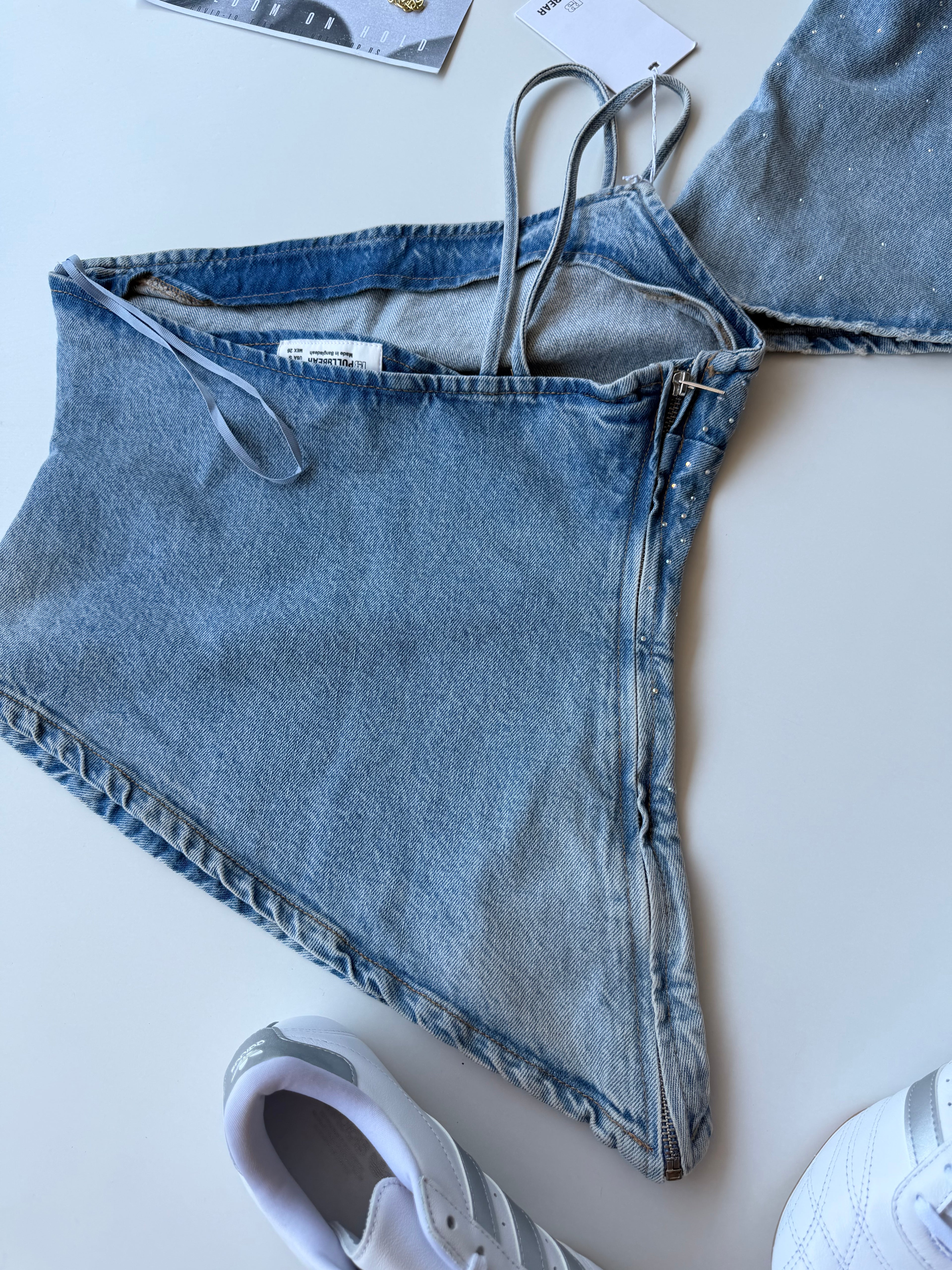 Top asimetrico denim