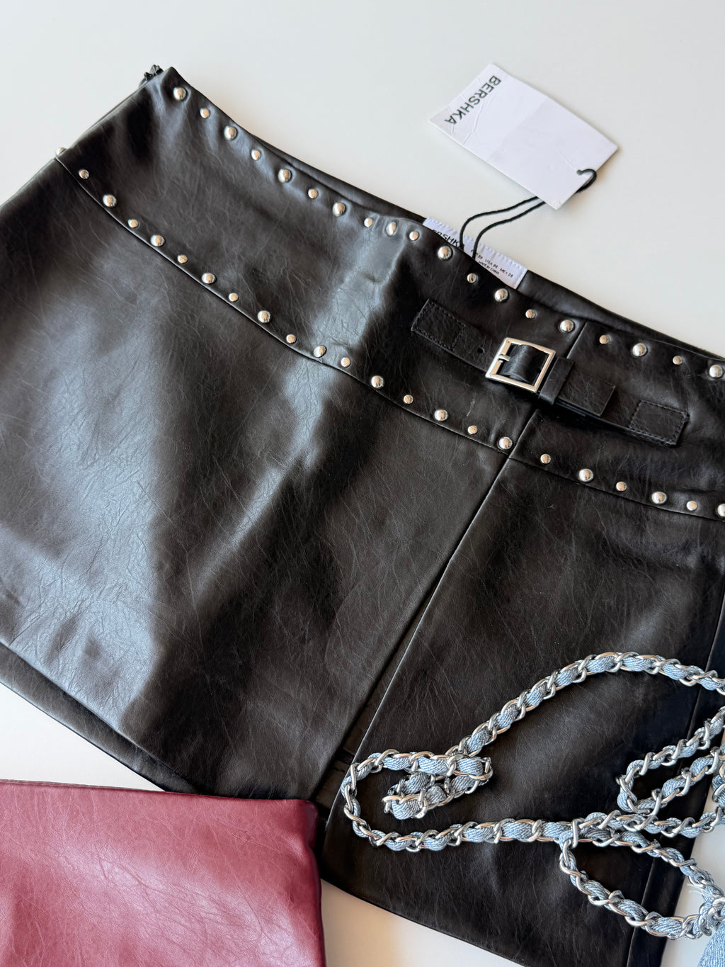 Falda polipiel BERSHKA