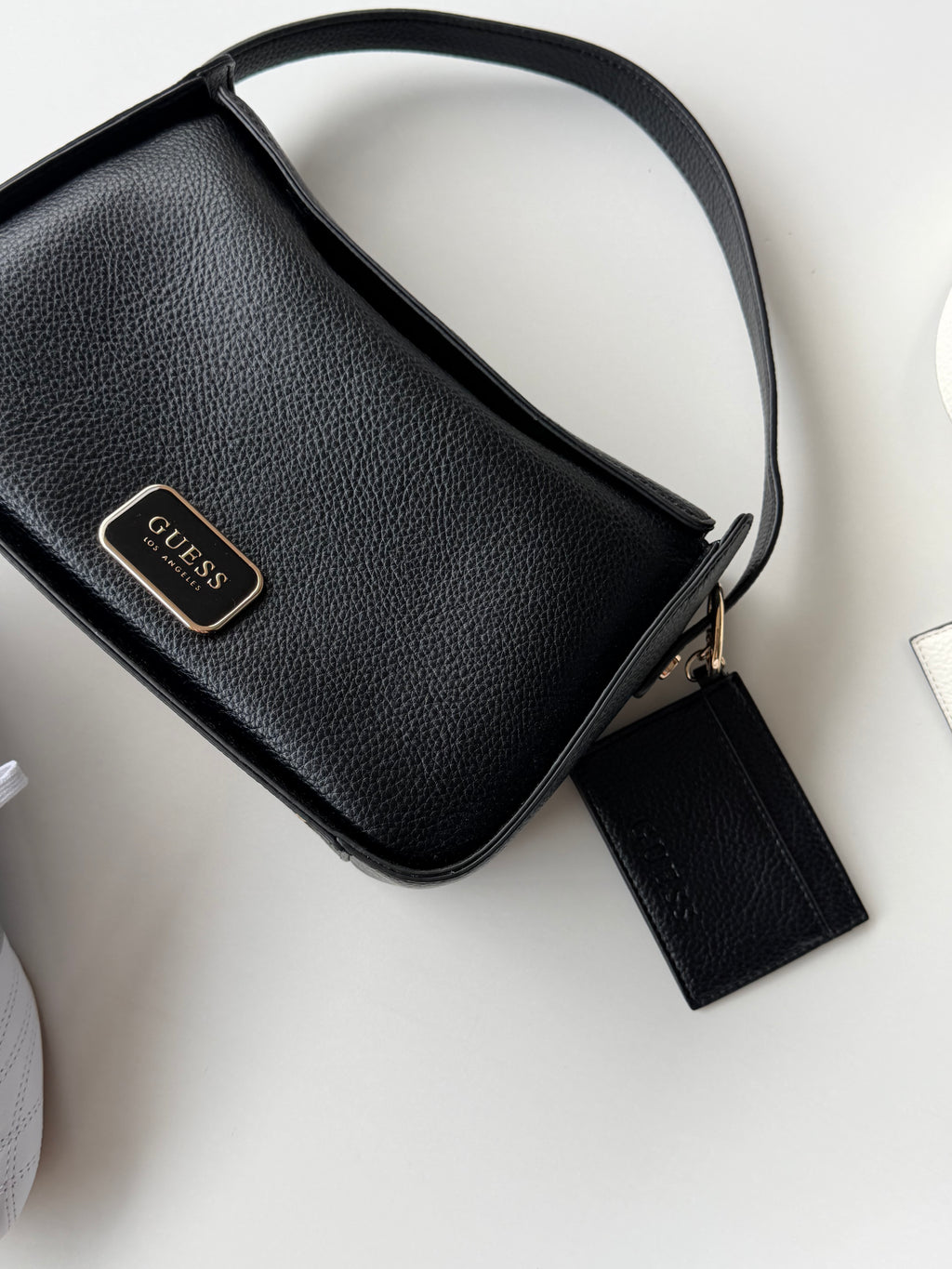 Bolsa shoulder bag Guess con tarjetero