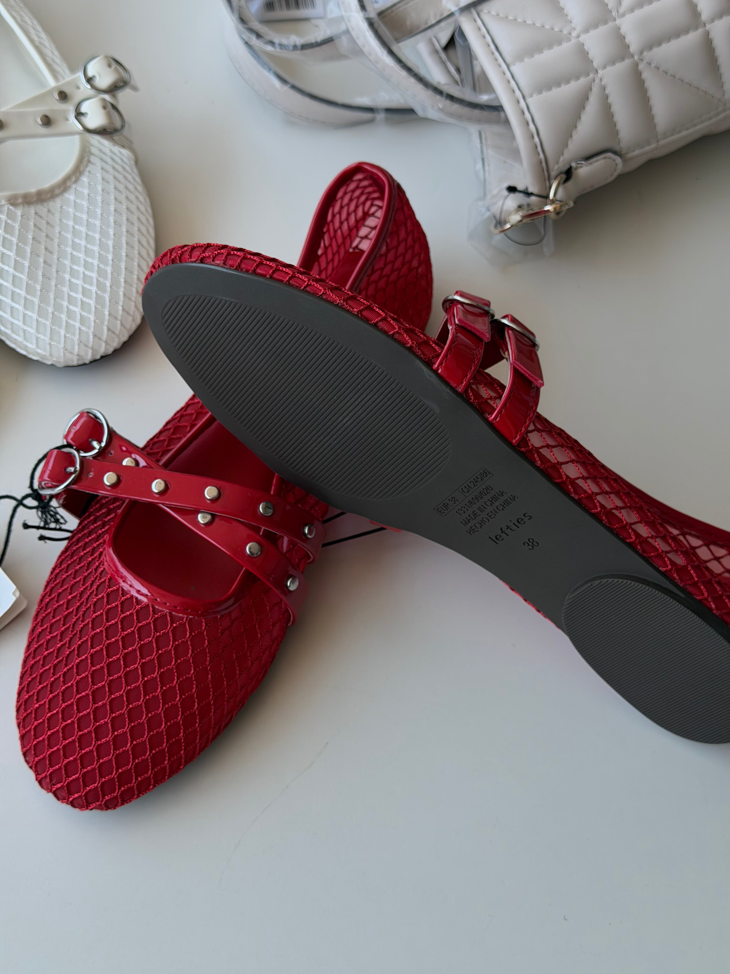zapatitos todo que ver Lefties